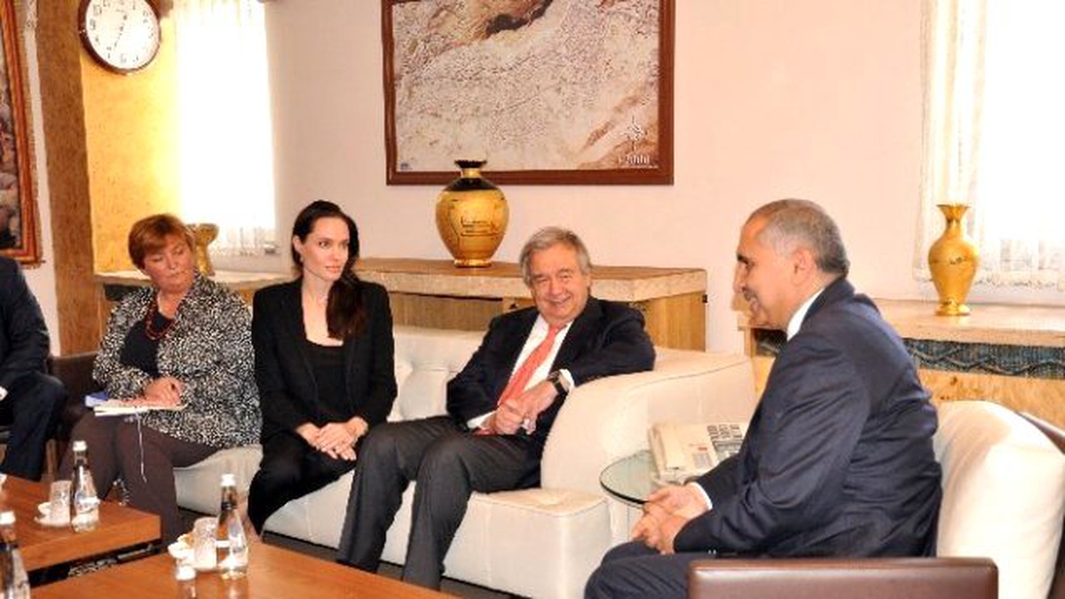 Angelına Jolıe, Mardin Büyükşehir Belediyesini Ziyaret Etti