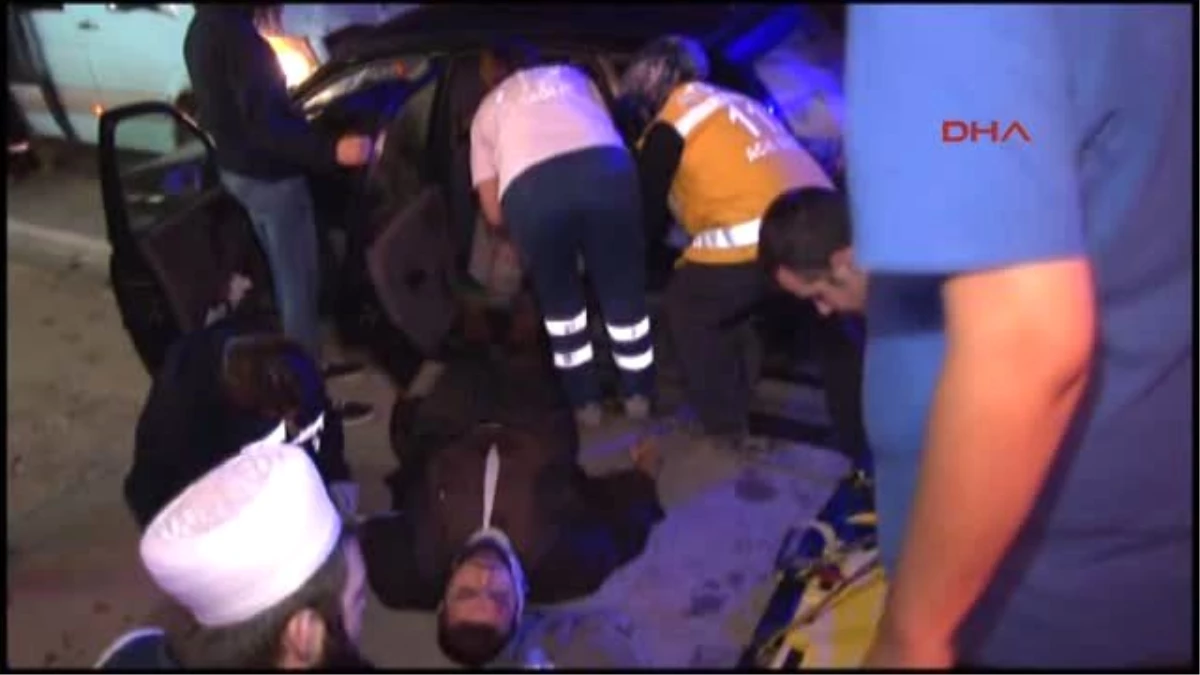 Üsküdar\'da Trafik Kazası: 4 Yaralı
