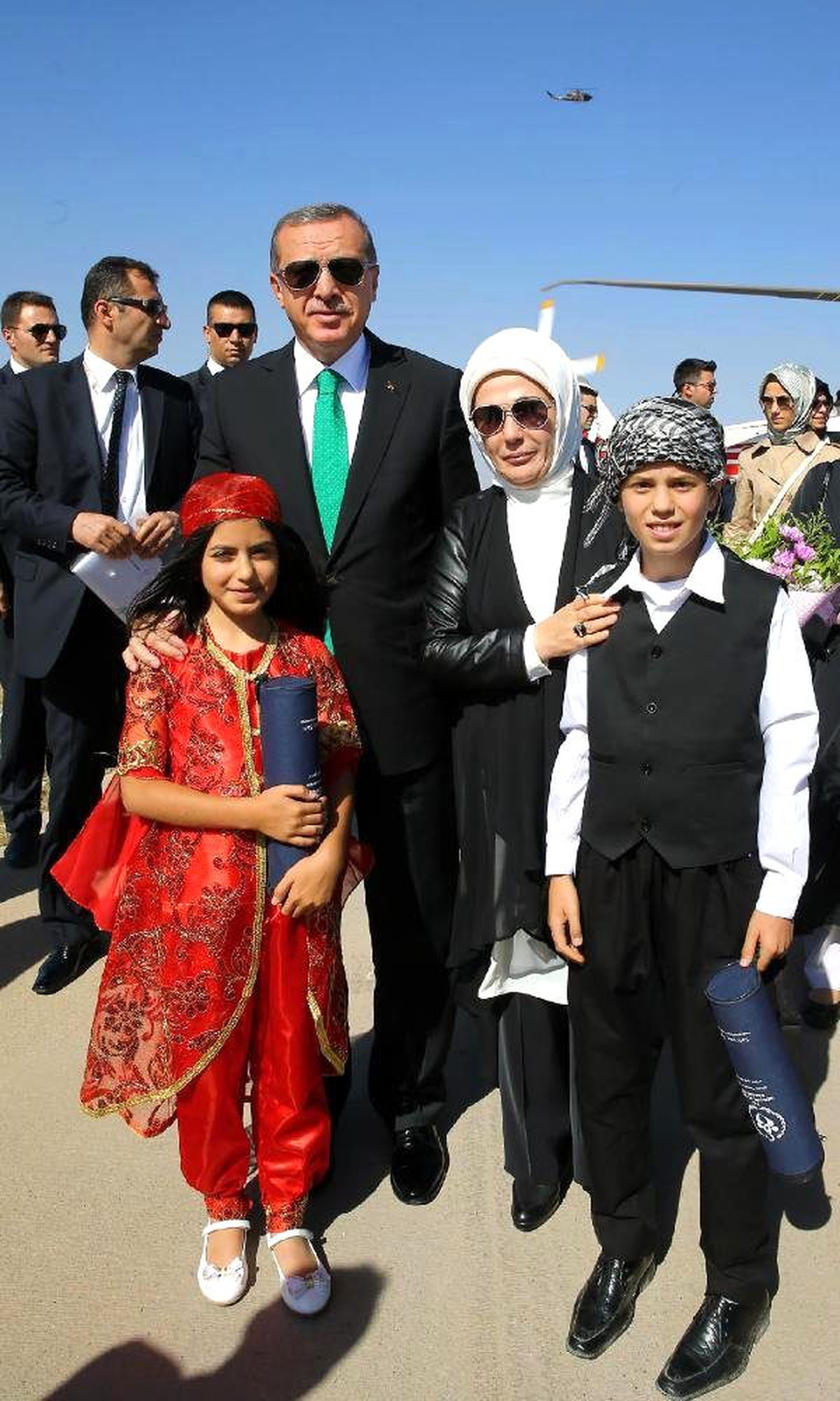 Erdoğan, BM Yüksek Komiseri Guterres ve Angelina Jolie ile Bir Araya Geldi (1)