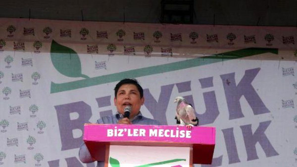 HDP\'ye Syriza Soruşturması