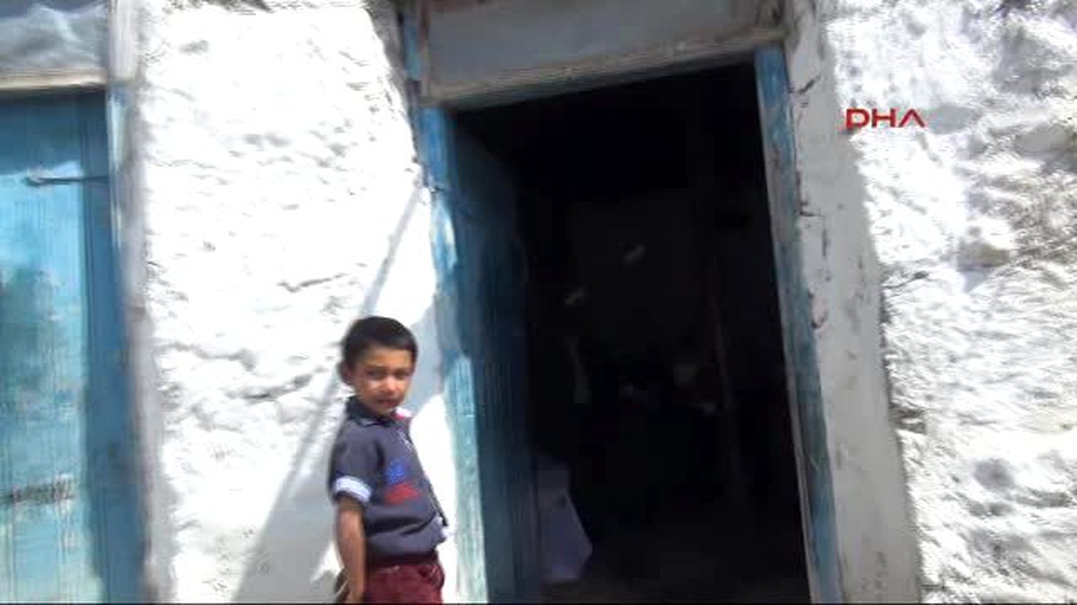 Kars Küçük Yaşta Evlilik Yüzünden Cezaevine Girdi