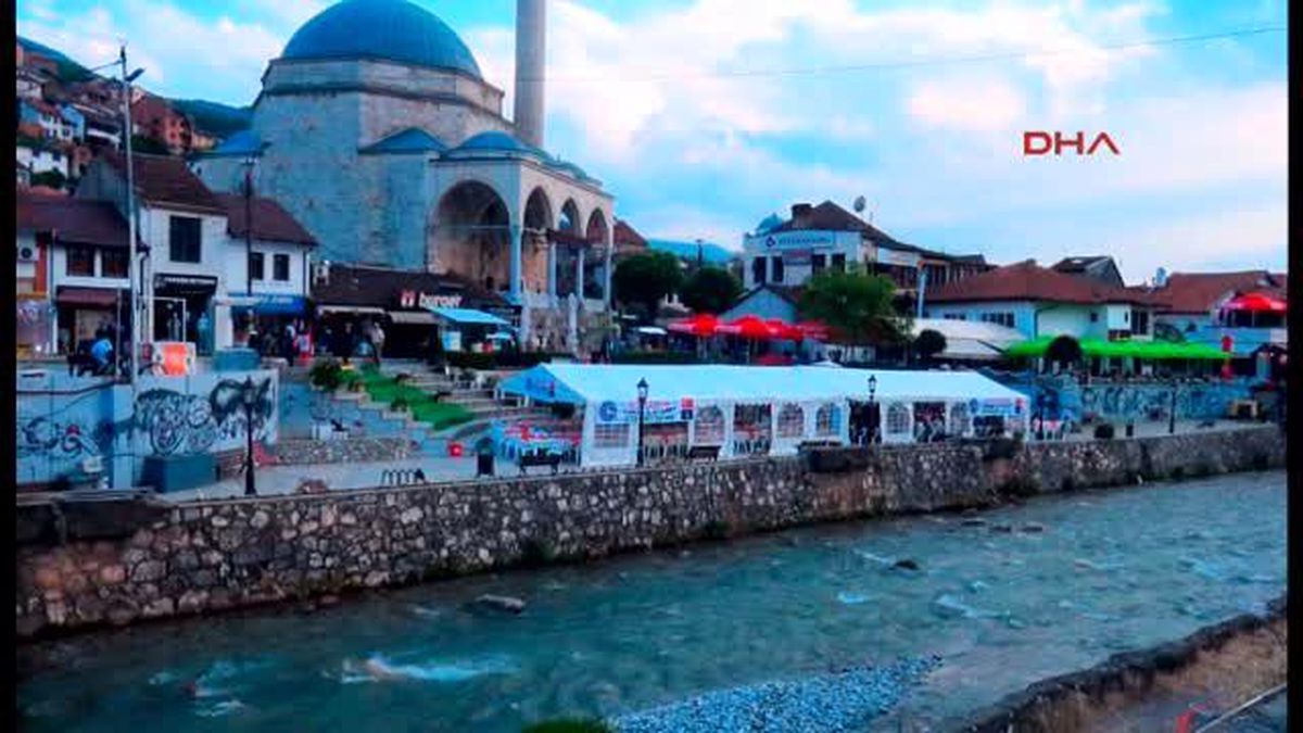 Mehmetçik, Kosova\'da İftar Verdi.... 1-