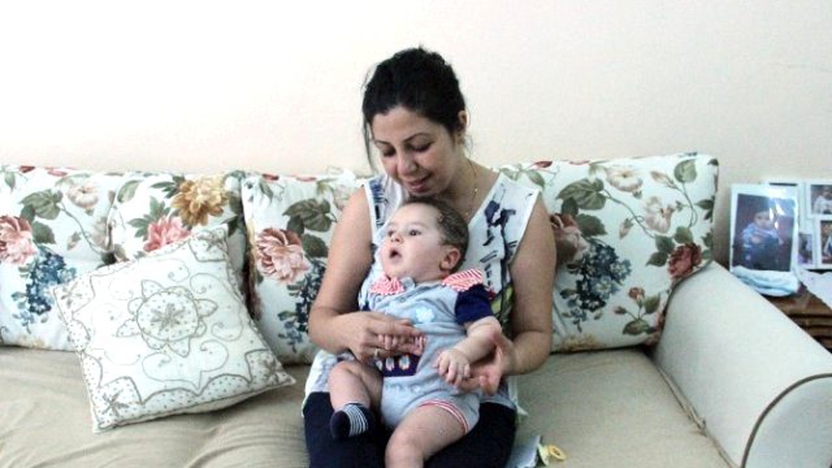 Bebeğine Üç Ay Ömür Biçilen Annenin Feryadı Yürek Dağladı