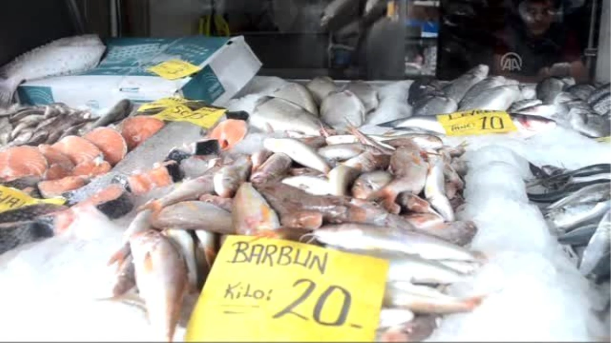 Ramazan Balık Fiyatlarını Düşürdü