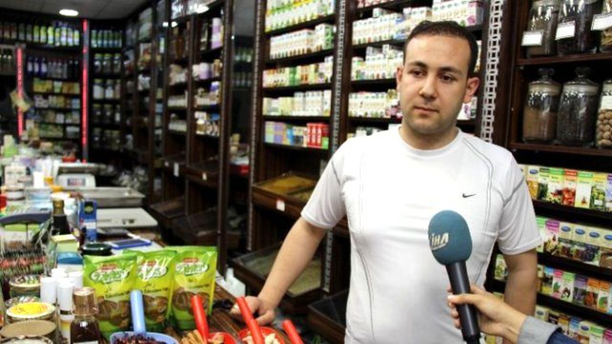 Ramazan\'da Susuz Kalmamak İçin "Demirhindi" Şerbeti İçin