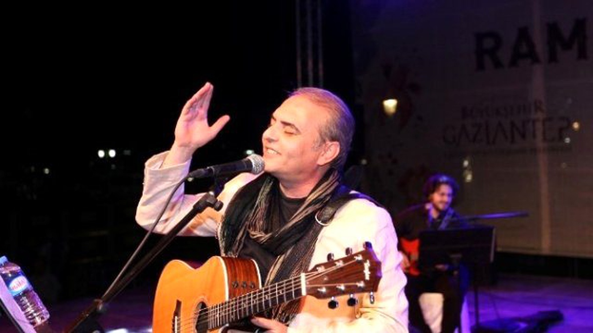 Sanatçı Aykut Kuşkaya Gaziantep\'te Konser Verdi