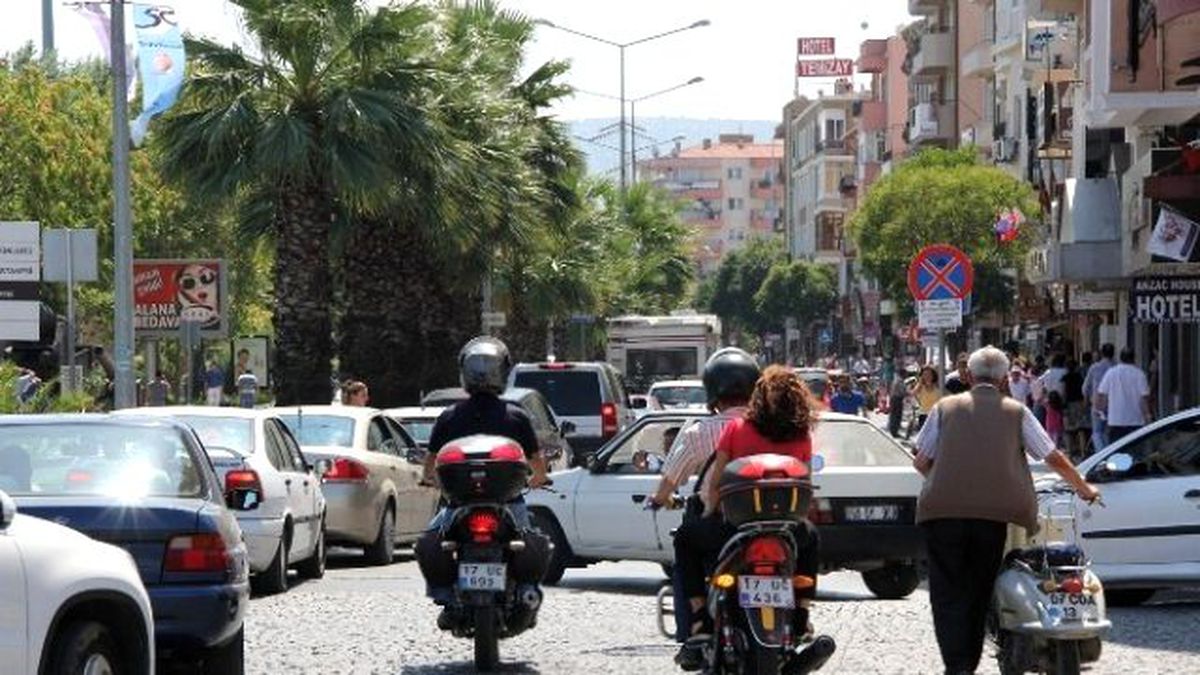 Çanakkale\'de Trafiğe Kayıtlı Araç Sayısı Arttı