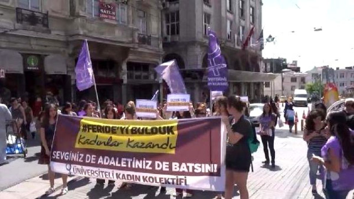 Üniversiteli Kadınlar Feride İçin Yürüdü