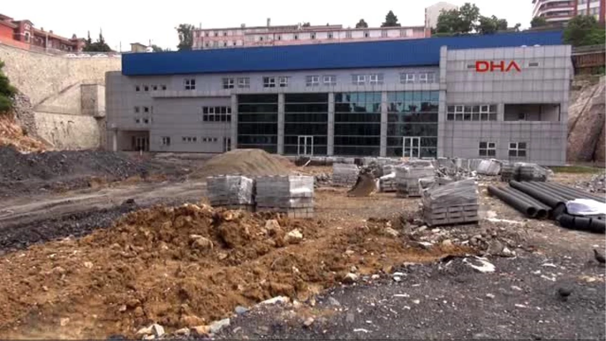 Zonguldak\'ta 2009\'da İnşaatına Başlanan Spor Salonu Hala Bitmedi