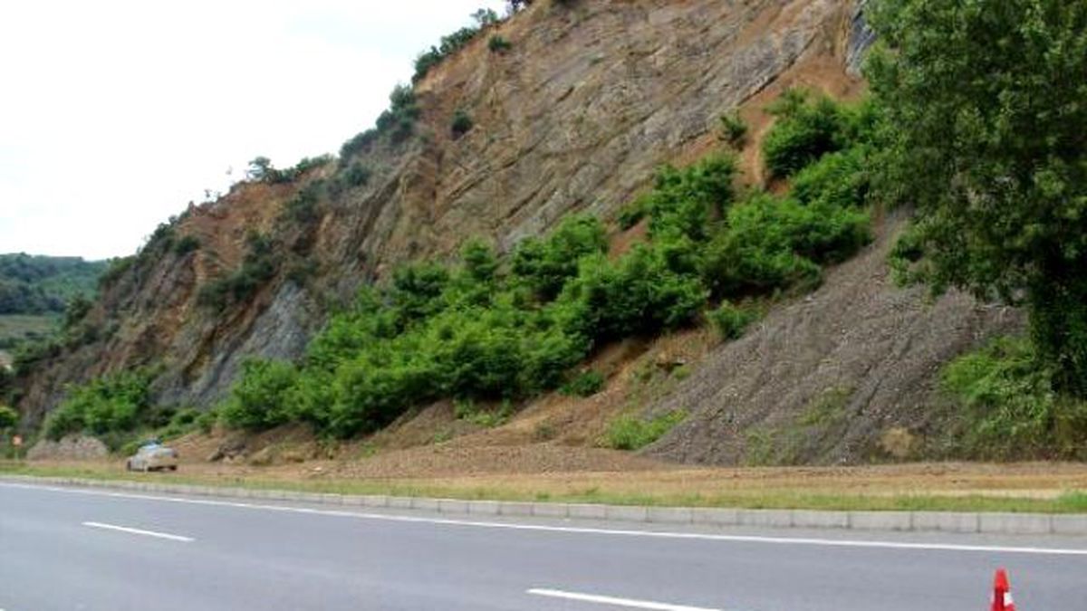 Zonguldak-İstanbul Yolunda Heyelan (2)