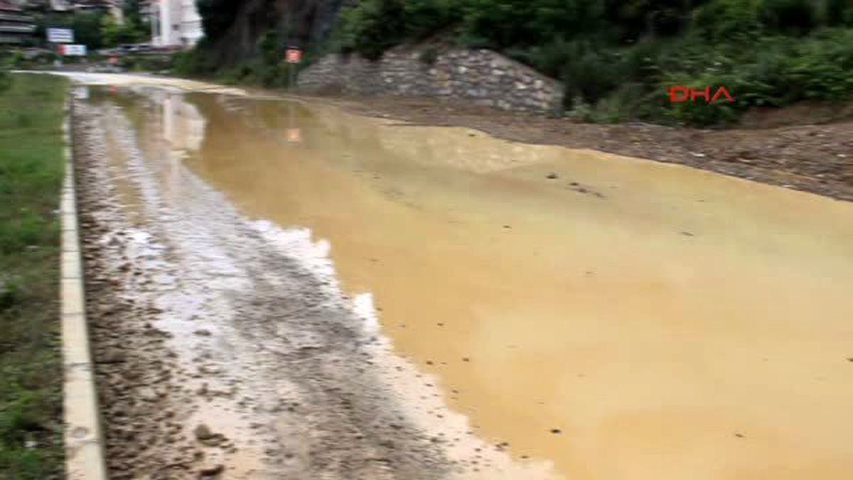Zonguldak-İstanbul Yolunda Heyelan