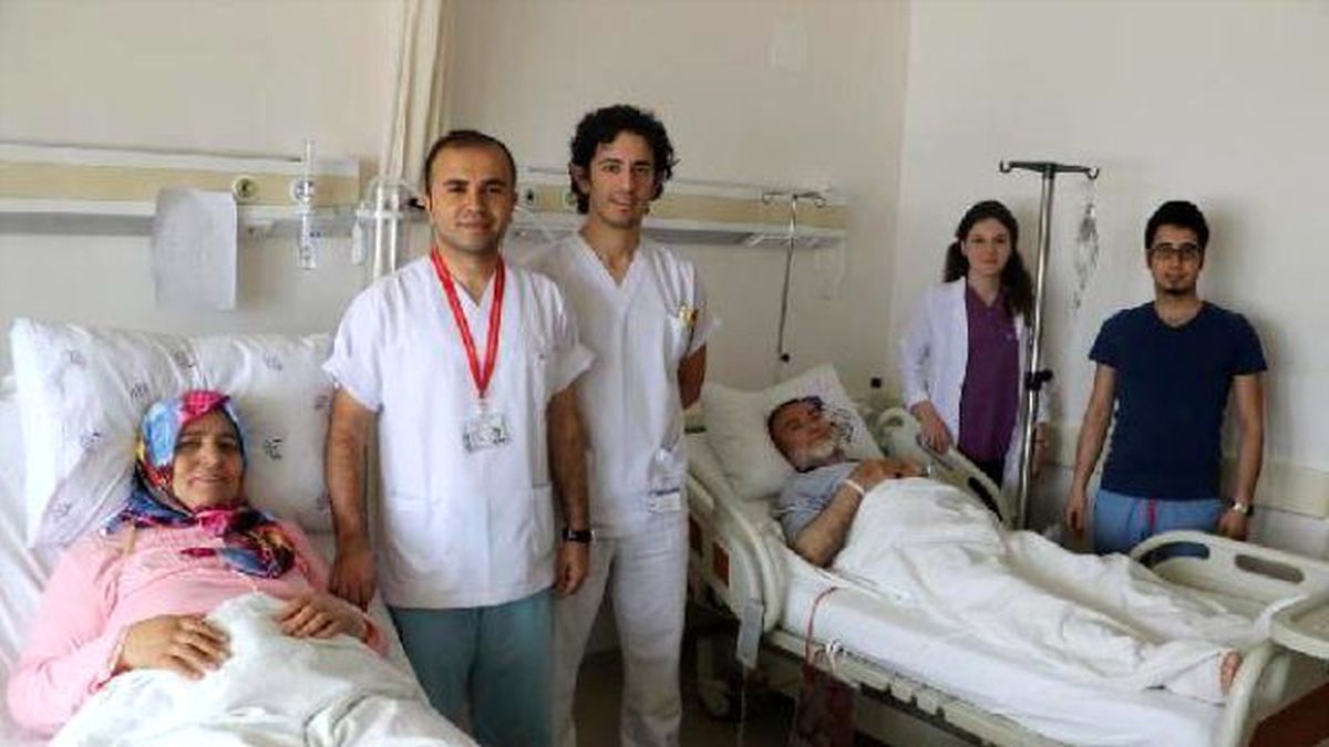 50 Yıllık Eşine Böbreğiyle Hayat Verdi