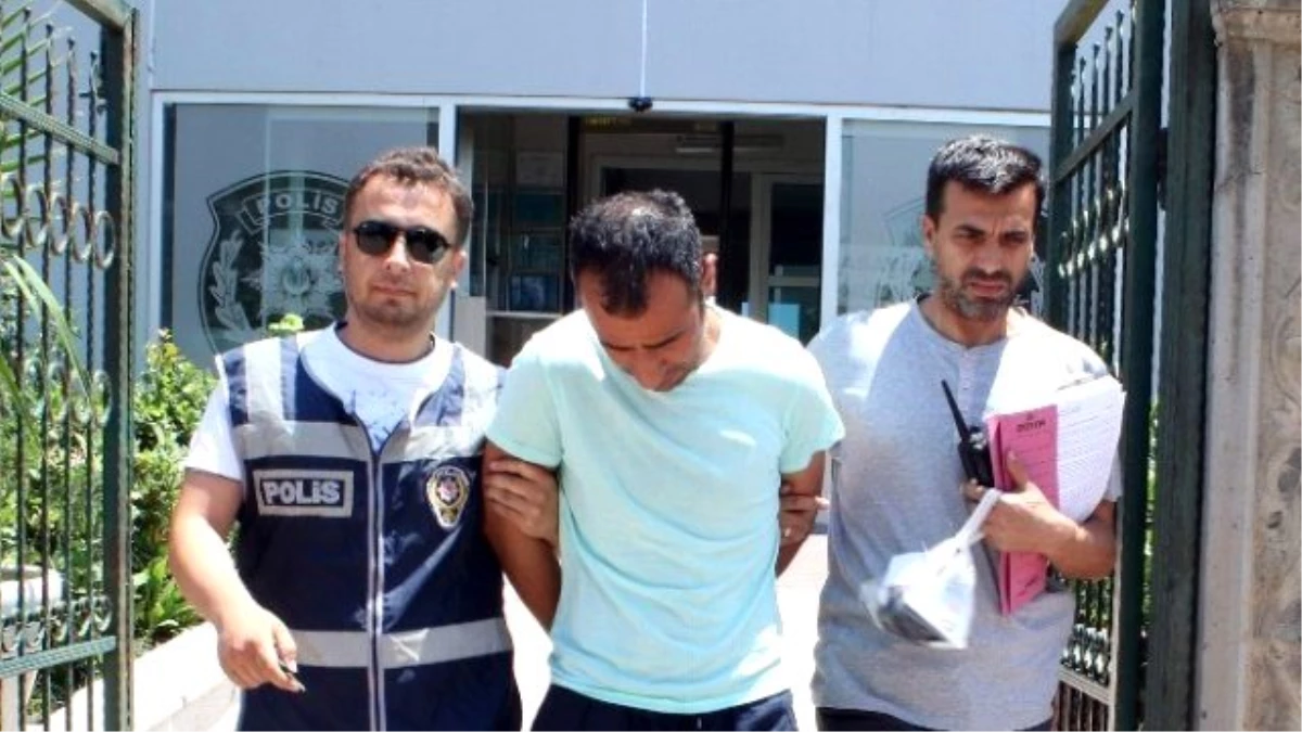 Antalya\'da Dört Evde Hırsızlık Yapan Zanlı Yakalandı