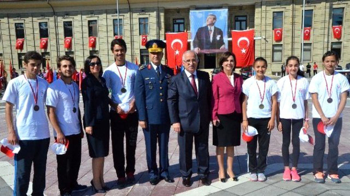 Atatürk\'ün Eskişehir\'e Gelişinin 95.yılı