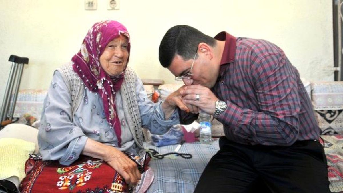 Başkan Tütüncü, Ramazan\'ın Sevincini Halkıyla Paylaşıyor