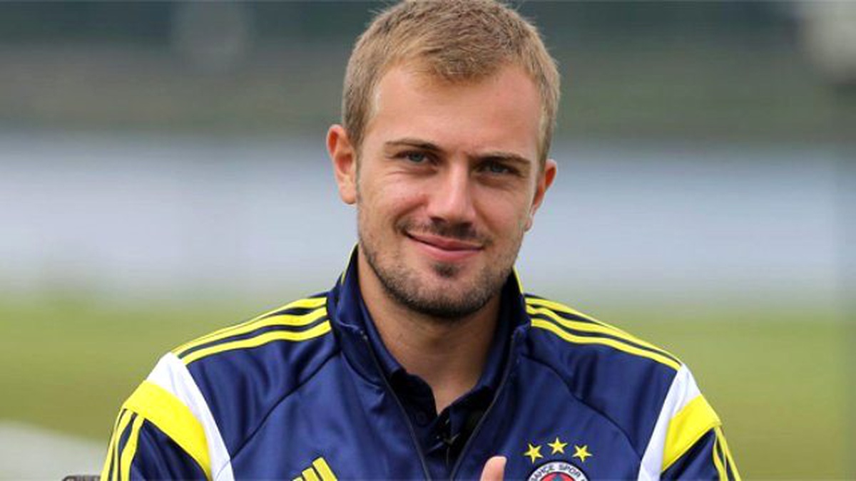 Bursaspor Mert Günok\'la İmzalıyor