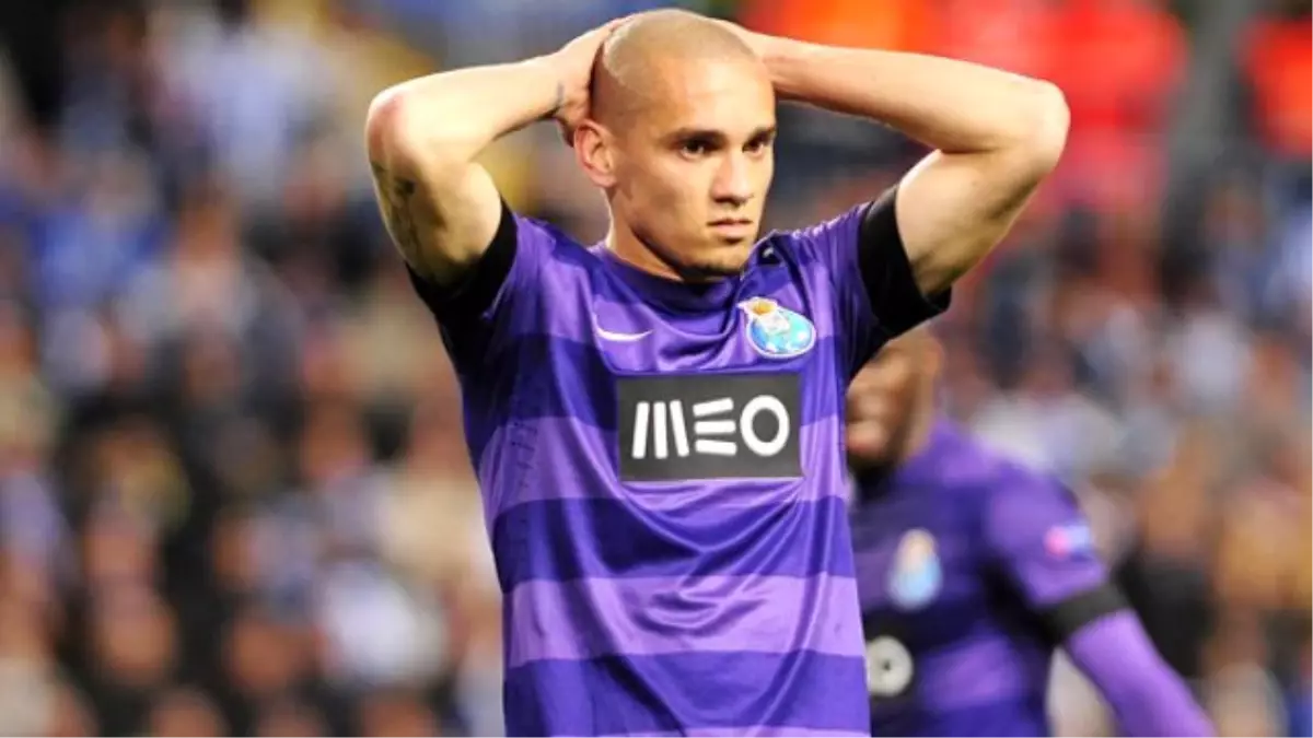Fenerbahçe, Porto\'lu Maicon İçin Harekete Geçti