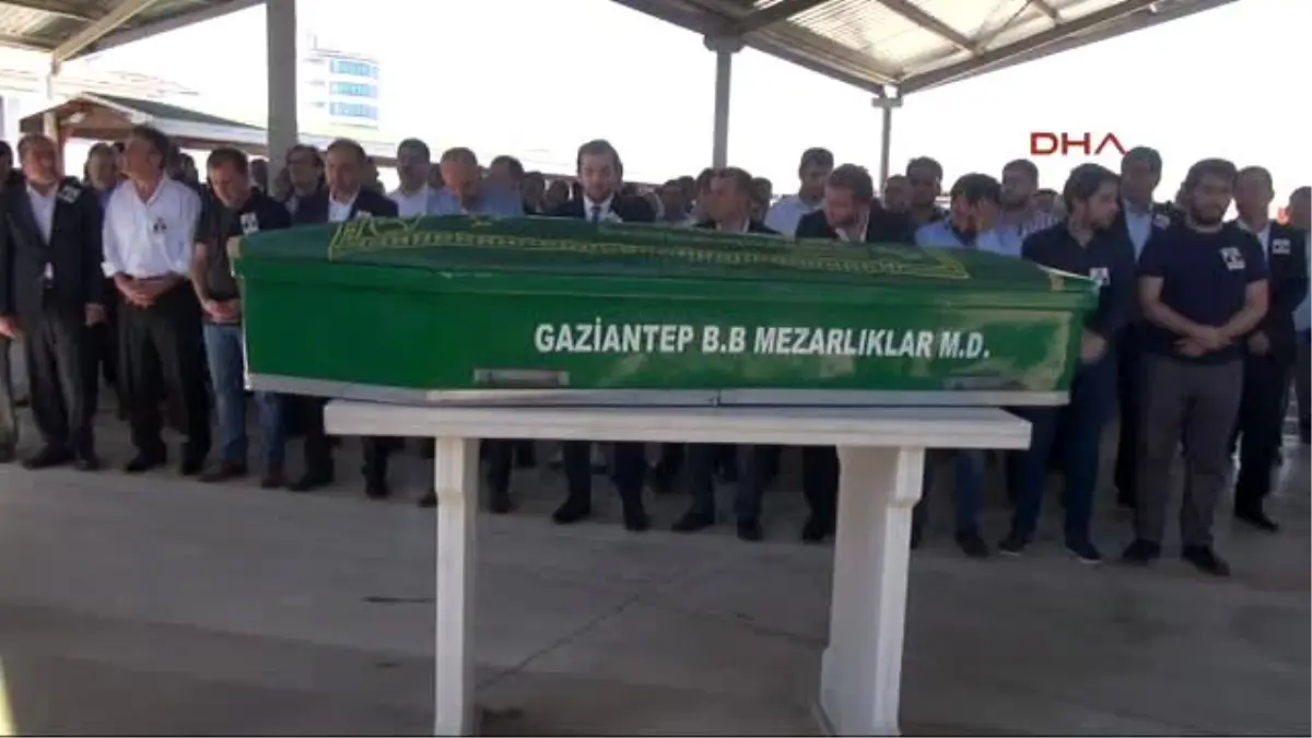 Gaziantep Şölen Çikolata\'nın Kurucusu İmam Çoban Defnedildi