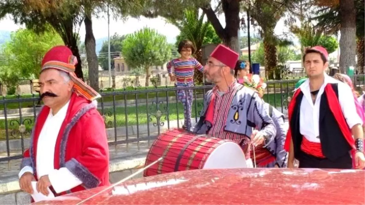 Havran'da Davullu Ramazan Tebriği