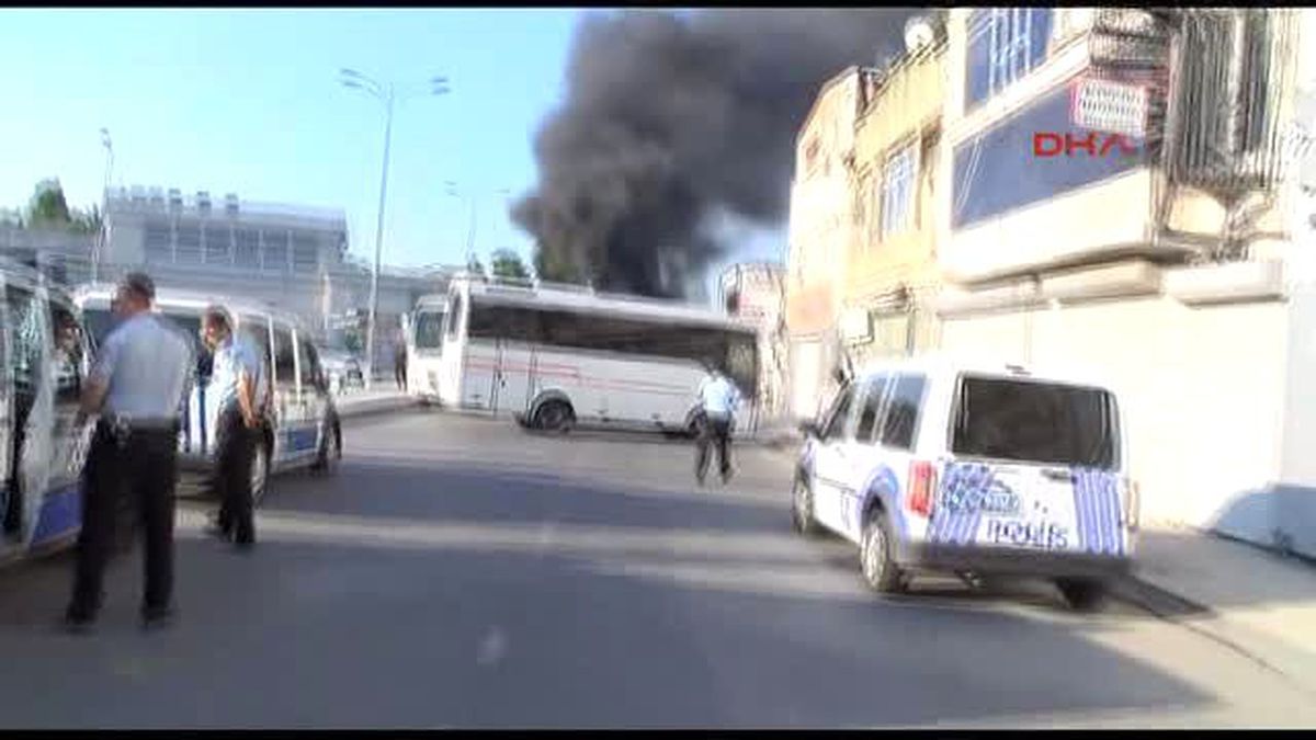 İett Otobüsünde Patlama