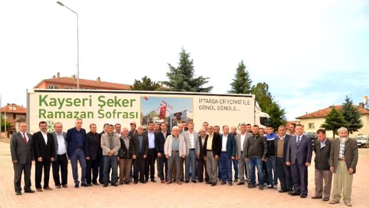 Kayseri Şeker Ramazan Tır\'ı Şeker İftar Sofrası İçin Yollarda