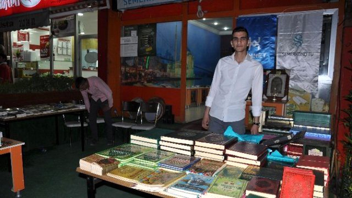 Muş\'ta Ramazan Ayında Dini Kitaplara Yoğun İlgi