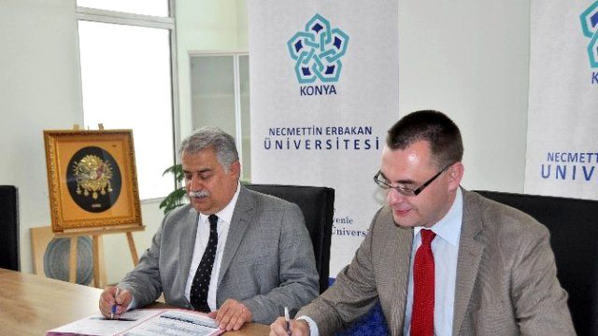 Neü Erasmus\'ta Polonya ile Anlaştı
