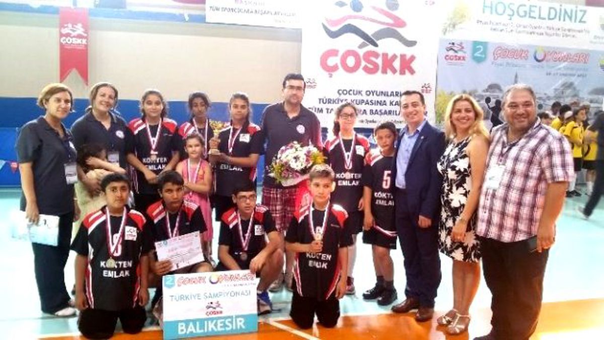 Pelitköylü Öğrenciler Türkiye Tombik Üçüncüsü Oldu