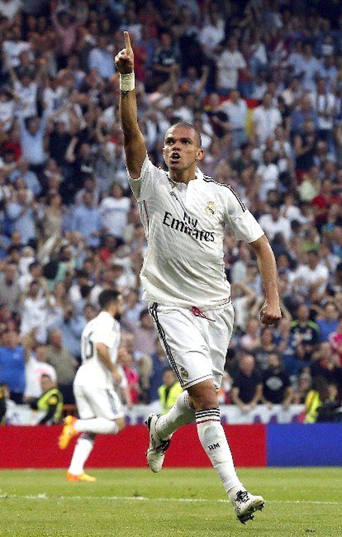Pepe, İngiltere Yolcusu