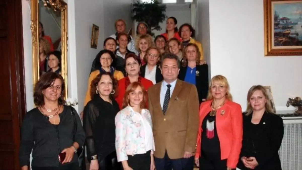 Türkiye Kadın Muhtarlar Derneği\'nden Stockholm Ziyareti