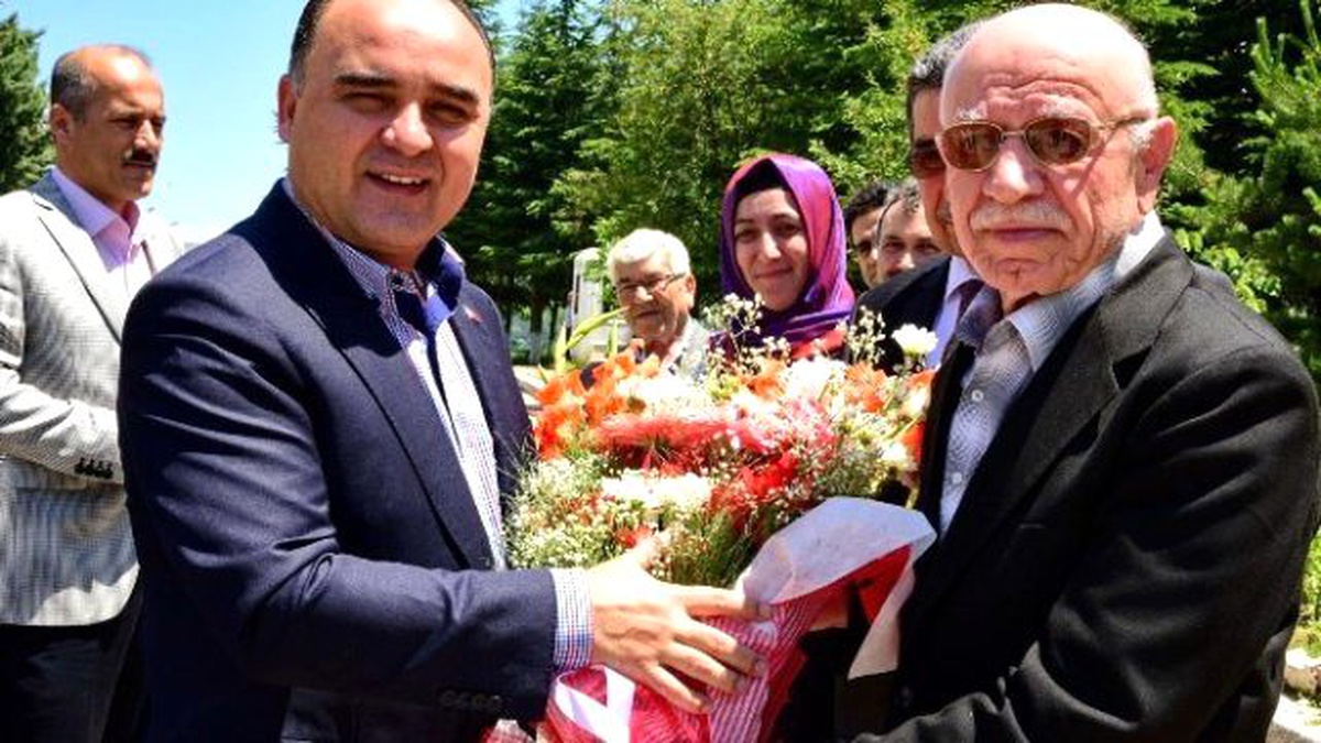 Vali Günaydın, Huzurevini Ziyaret Etti