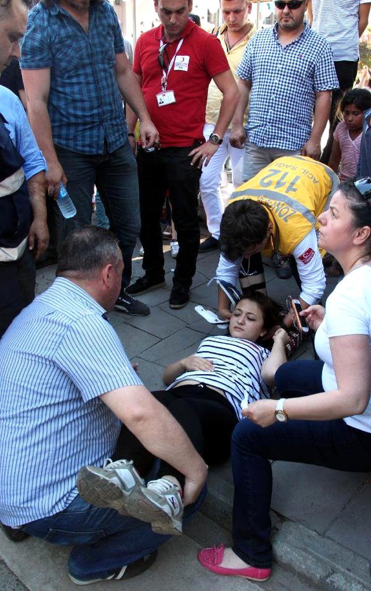 Yaya Geçidinde Çarptığı Genç Kızı Suçladı