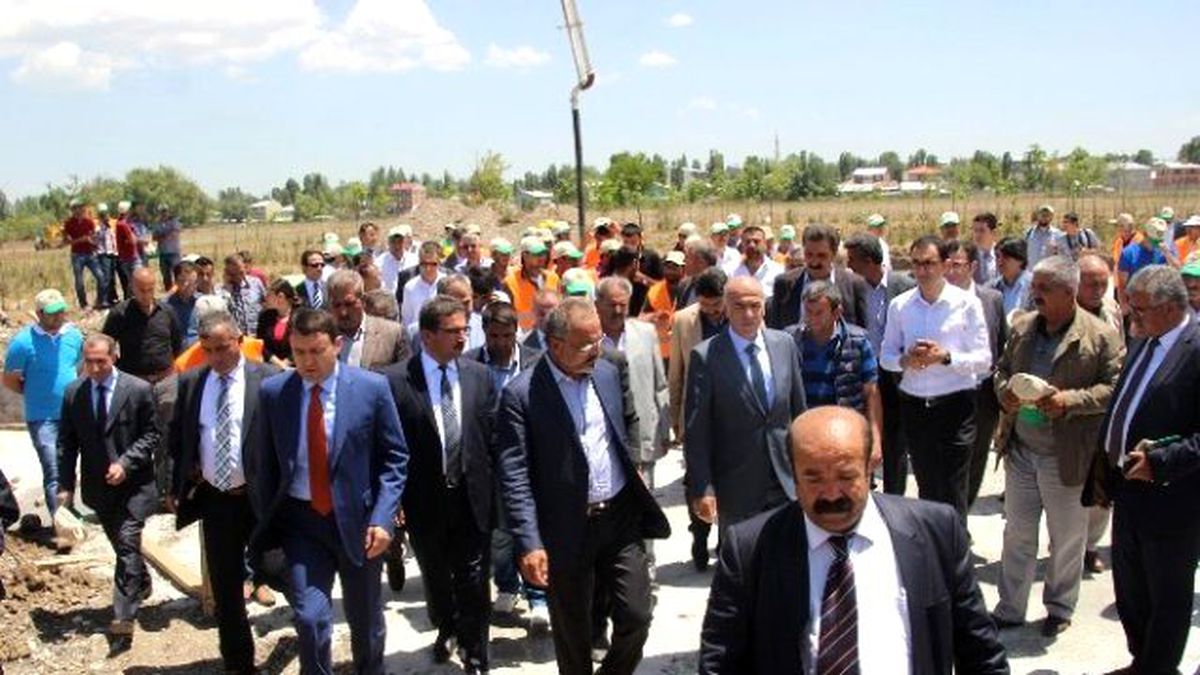 Ağrı\'da Şehir Ormanı Projesinin Temeli Atıldı