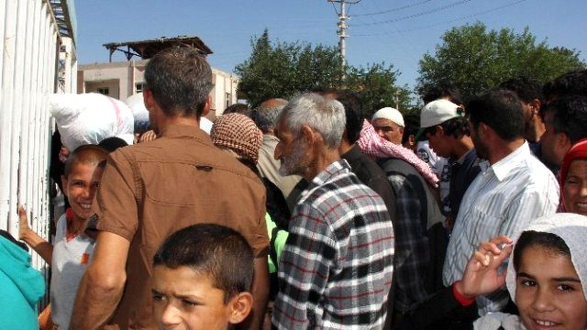 Akçakale Sınır Kapısı Önünde Yoğunluk