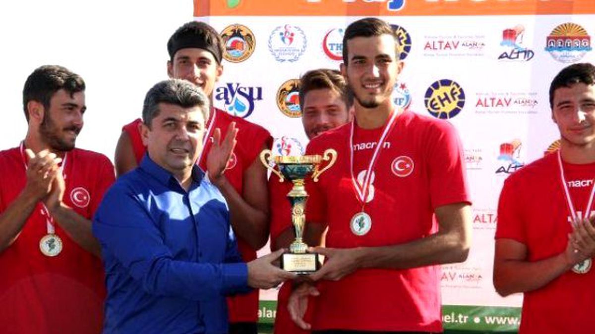 Alanya Plaj Hentbol Turnuvası Sona Erdi