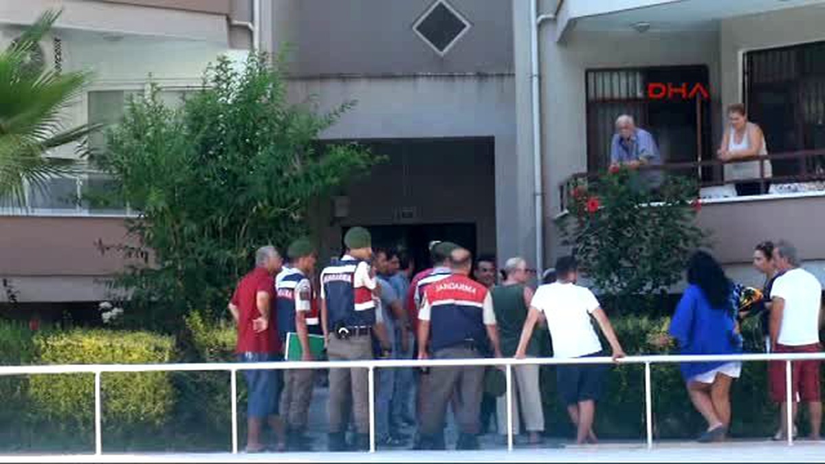 Antalya Ölen Anne Babasının Başında 3 Gün Bekledi