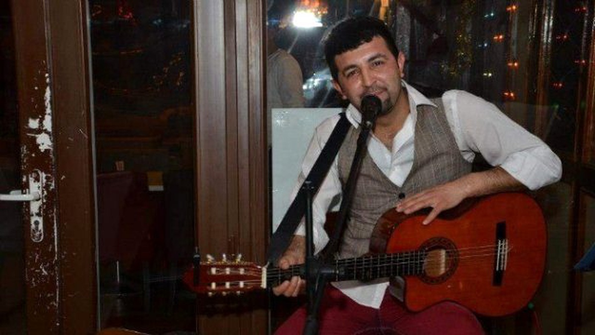 Balkondan Kanepe Atarken Düşerek Ölen Öğrenci Üniversiteyi Yasa Boğdu