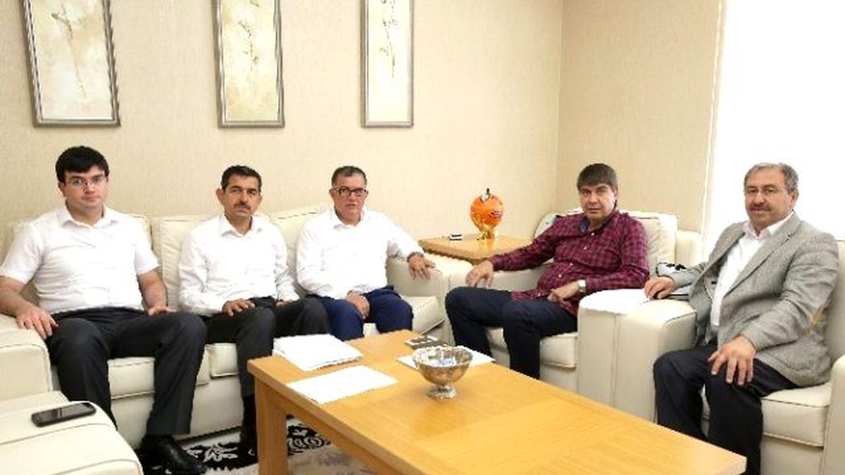 Başkan Türel Göreve Başladı
