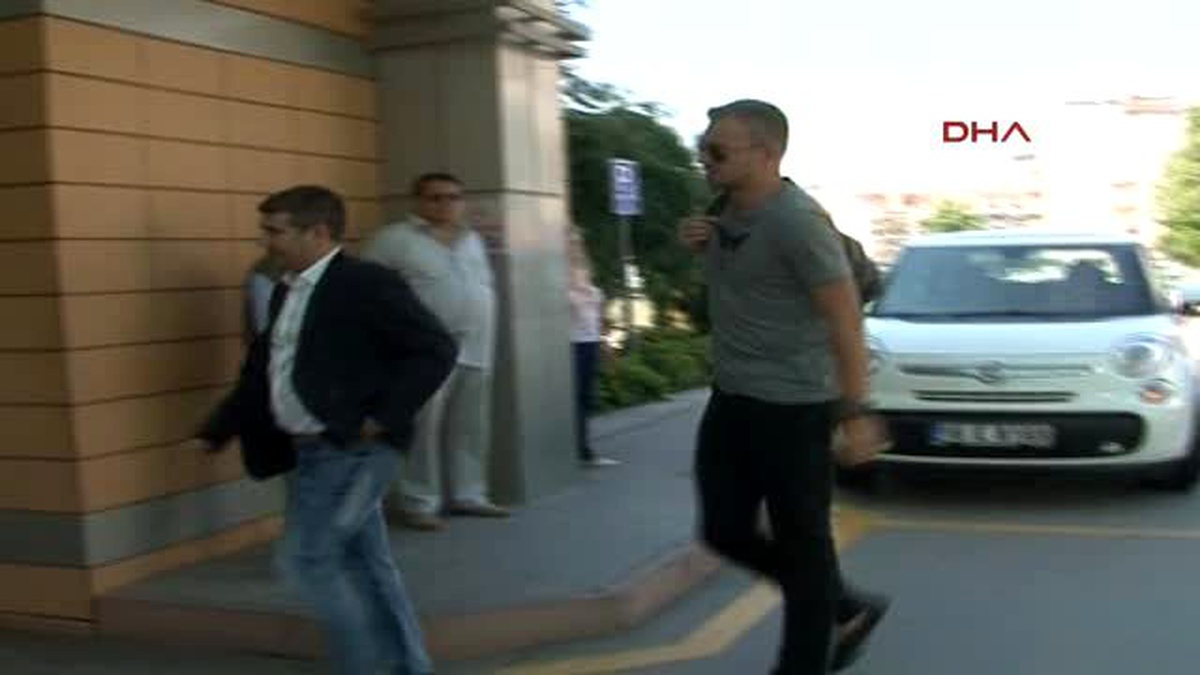 Bursaspor\'da Mert Günok Sağlık Kontrolünden Geçti