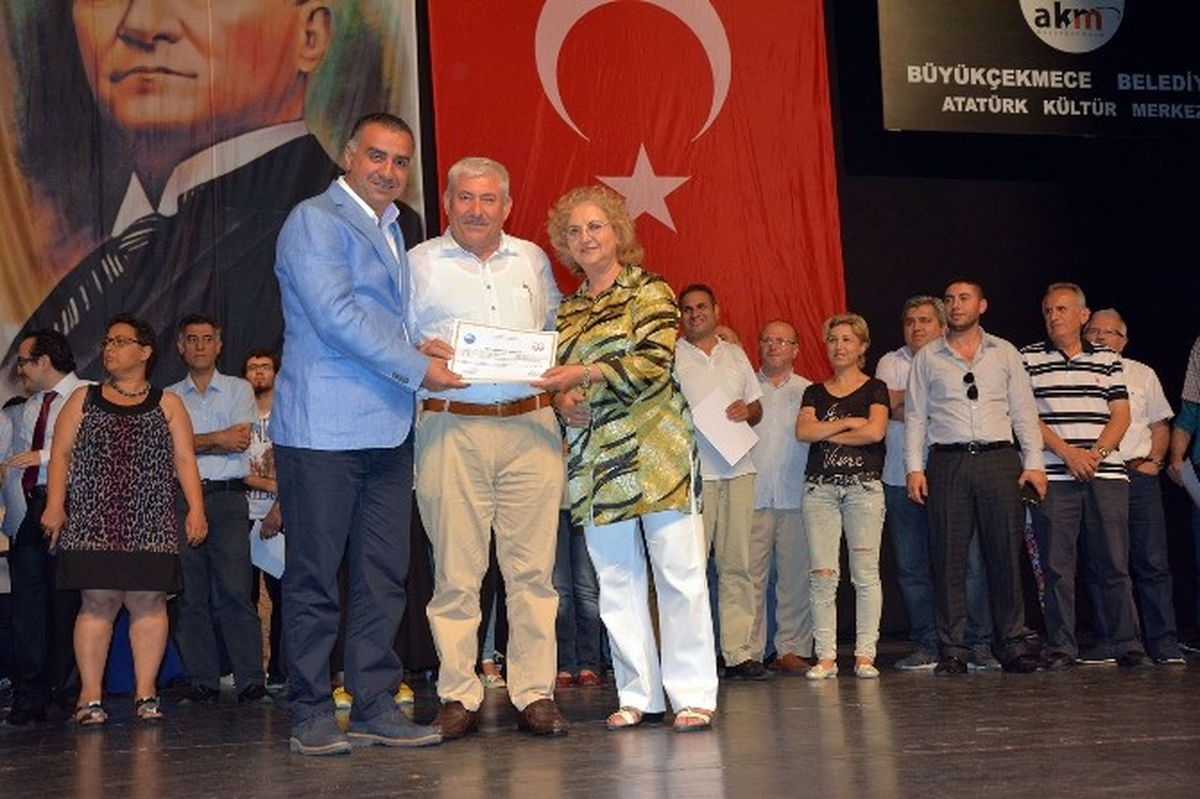 Büyükçekmece Halk Akademisi 400 Mezun Daha Verdi