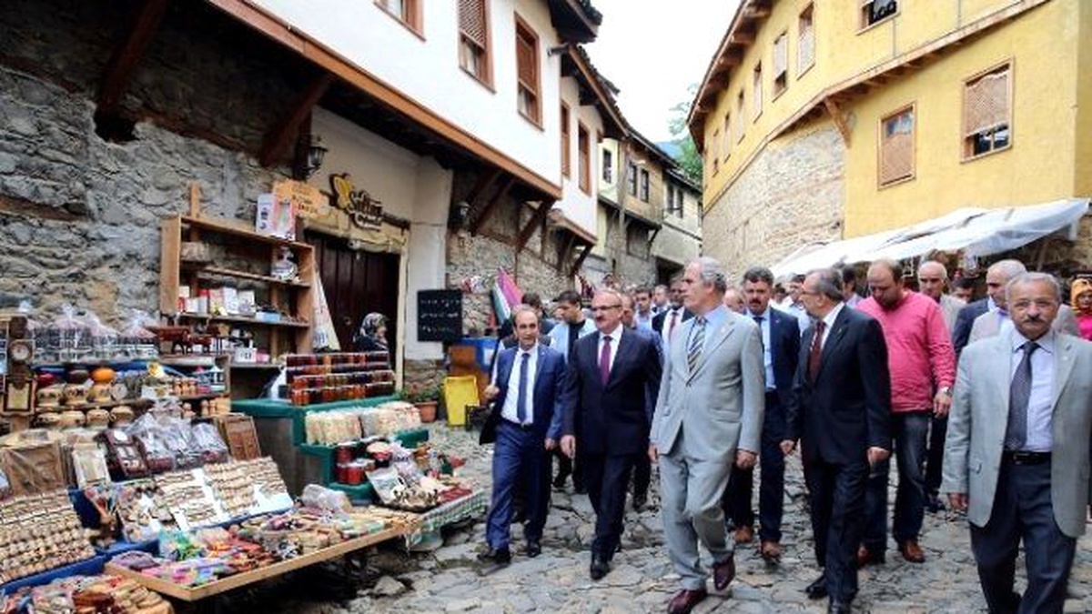 Cumalıkızık Etnografya Müzesi\'nde Eski Köy Adetleri Sergileniyor