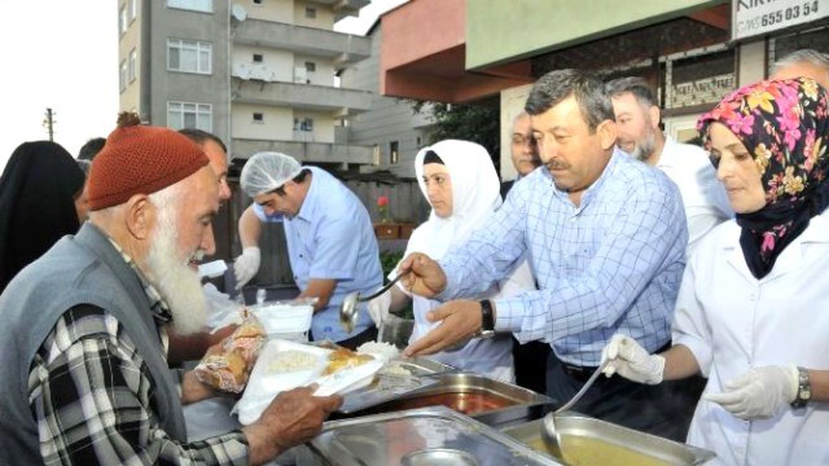 Darıcada Mahalle İftarları Başladı
