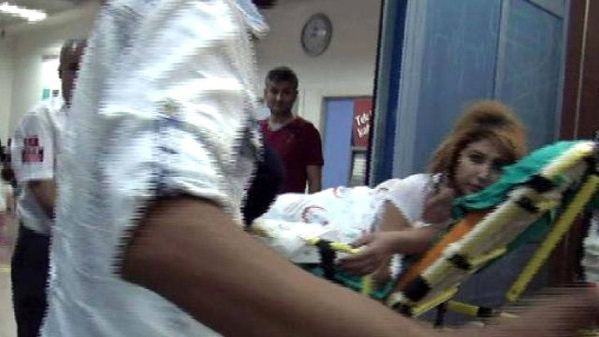 Eski Kız Arkadaşını Cami Önünde 5 Yerinden Bıçakladı