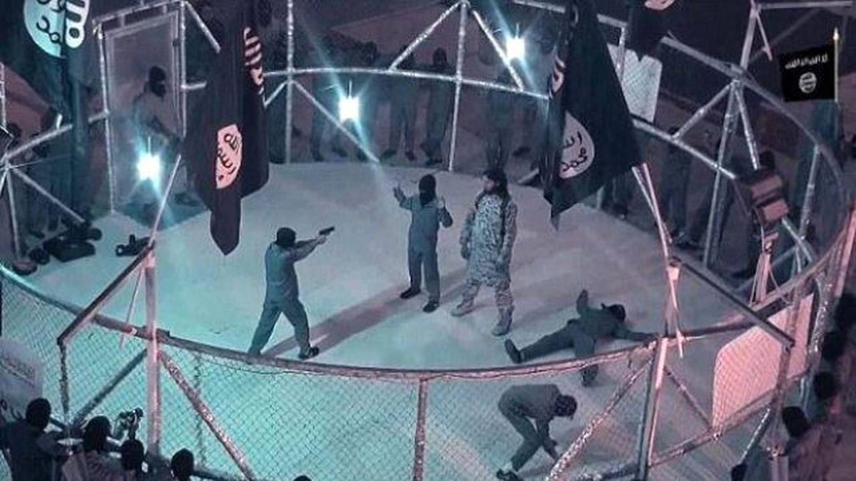 IŞİD'in 'Eğitim Kafesi'nin Görüntüleri Yayınlandı