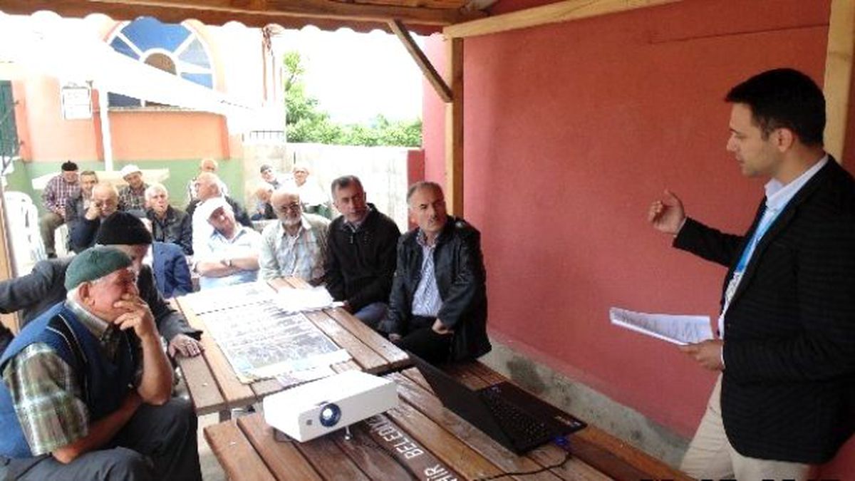 İzmit Belediyesi Köy Eğitimlerine Devam Ediyor