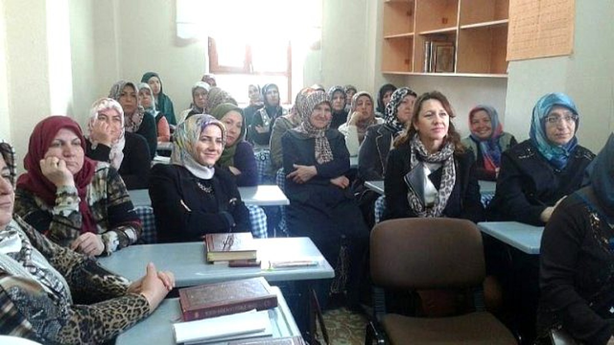 Kadın Sağlığı ve İslam\'da Sağlık Semineri