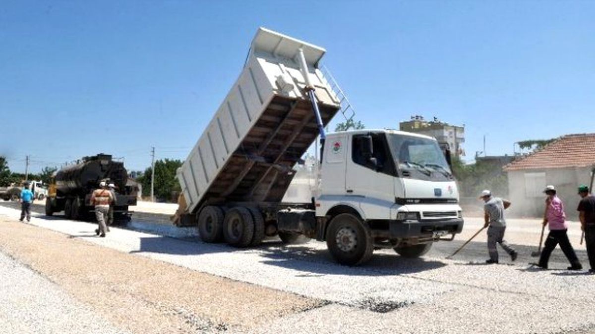 Kepez\'de Asfalt Çalışmaları Devam Ediyor