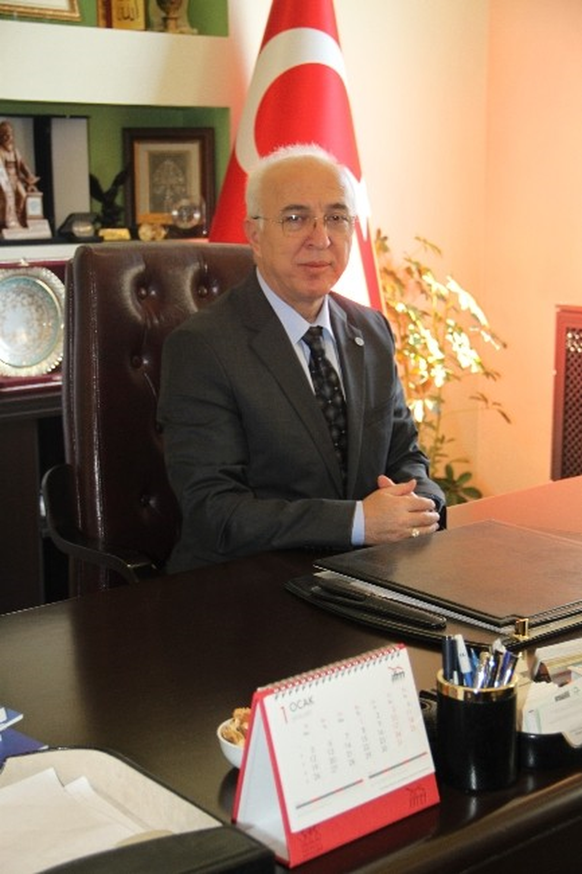 Kto Başkanı Hiçyılmaz Tabelalarda Yabancı Kelime Kullanımını Değerlendirdi