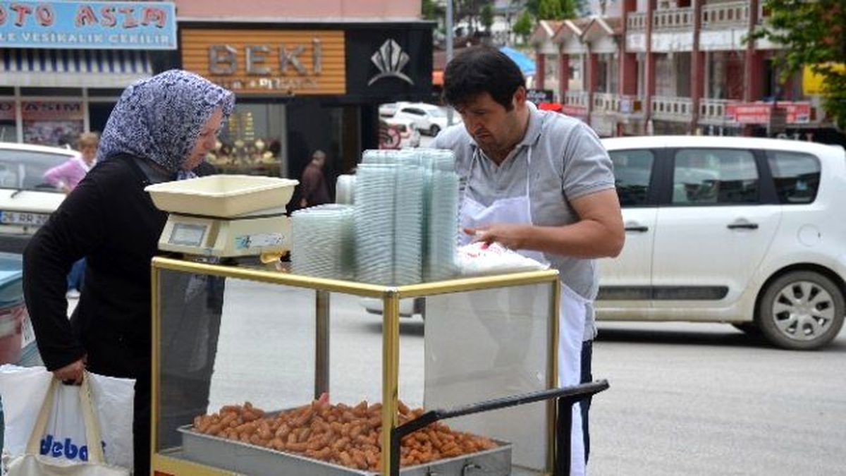 Ramazan Ayının Gelmesiyle Bilecik\'te Tatlı Satışları Arttı