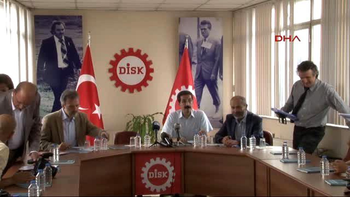 Sendikalardan "1 Mayıs\'ta Taksim Yasağı" Na Suç Duyurusu